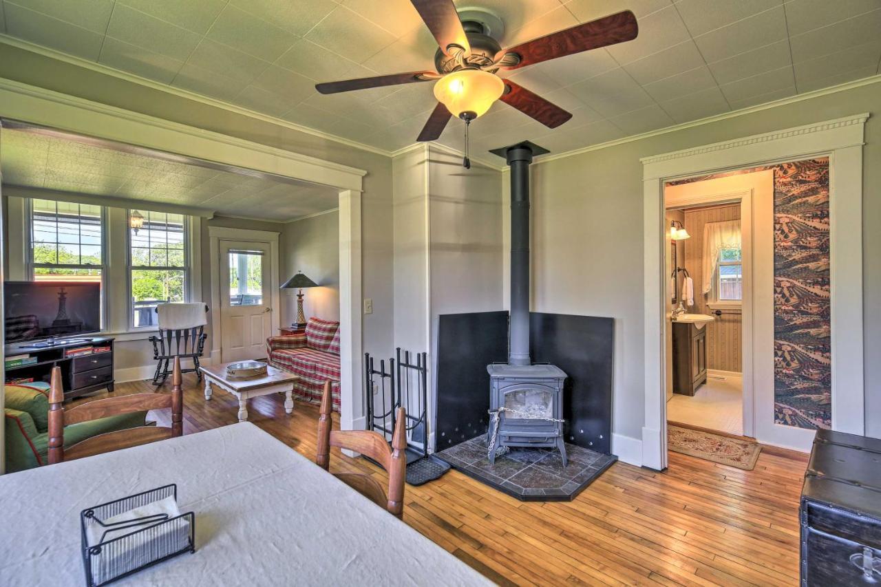 Cozy Damascus Cottage With Porch And Trail Access! Luaran gambar