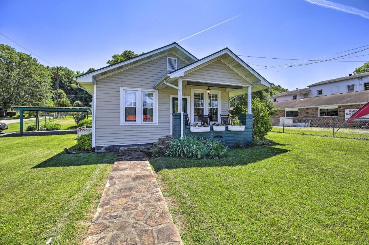 Cozy Damascus Cottage With Porch And Trail Access! Luaran gambar