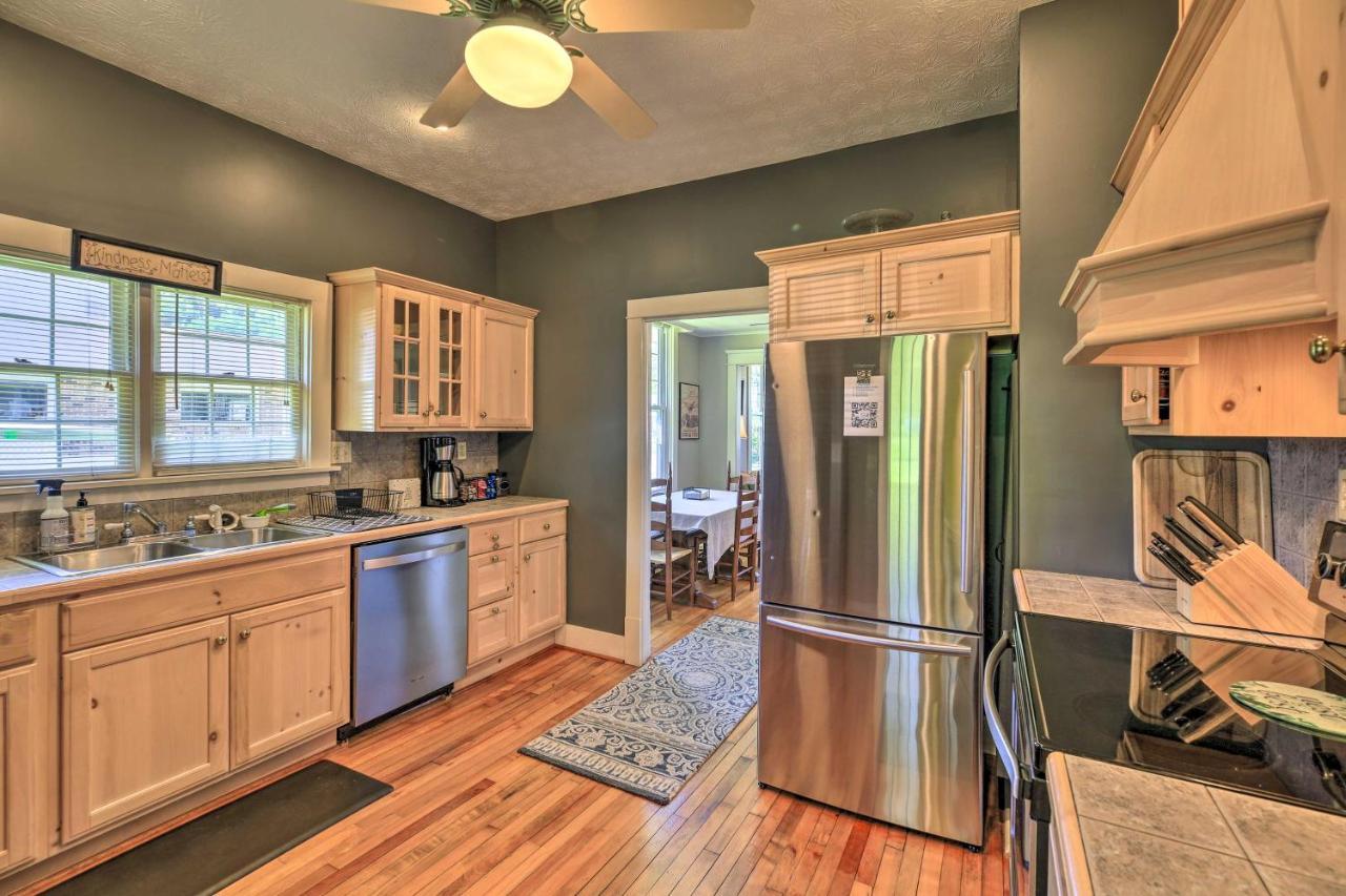 Cozy Damascus Cottage With Porch And Trail Access! Luaran gambar
