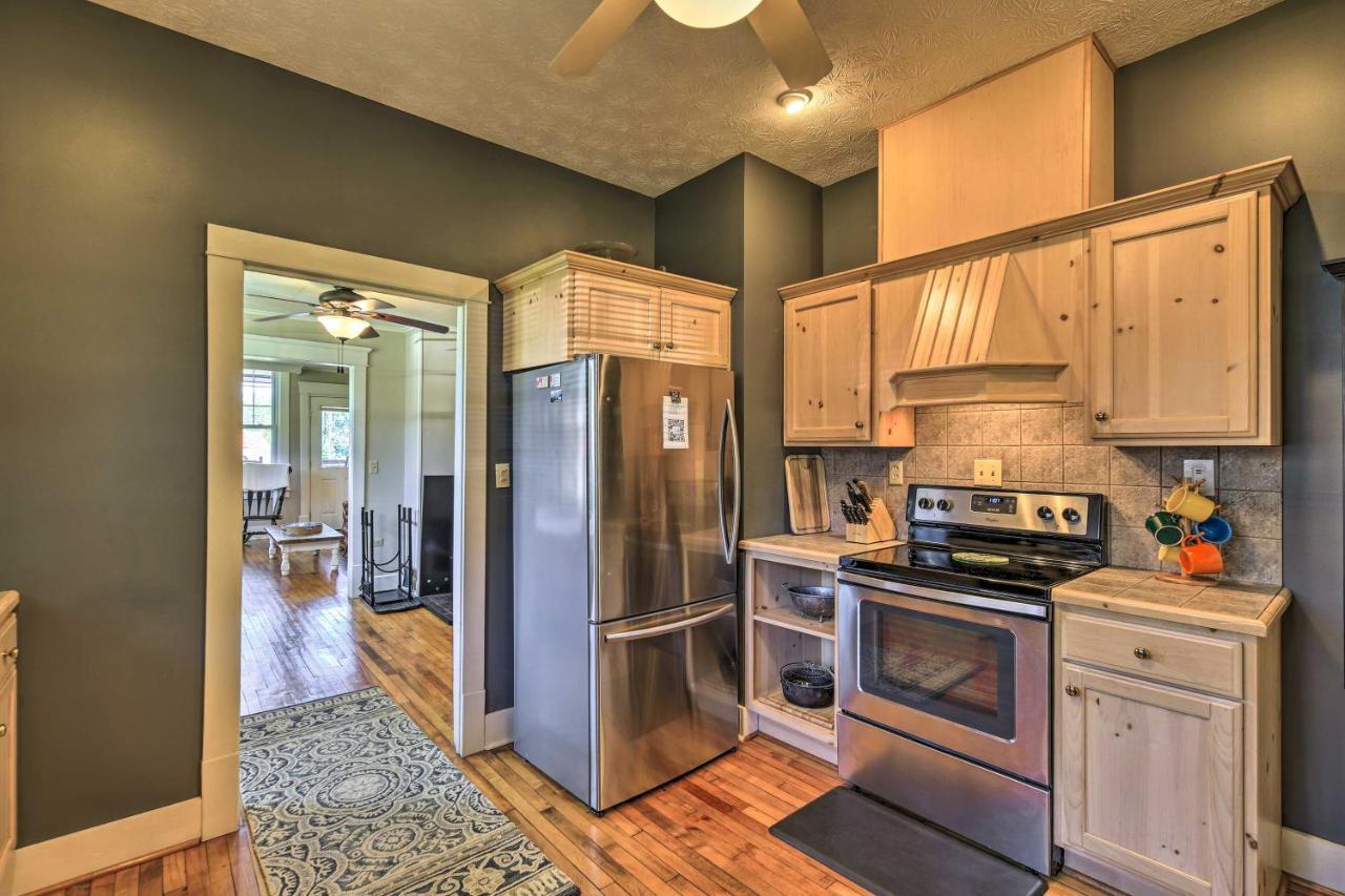 Cozy Damascus Cottage With Porch And Trail Access! Luaran gambar